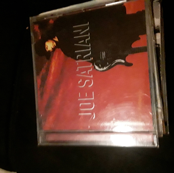 Cds - Picture 2 of 8